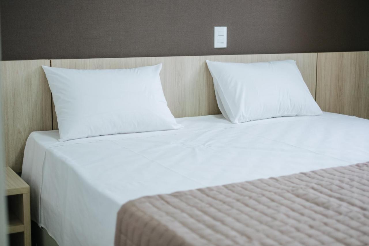 Callai Hotel 托莱多 外观 照片